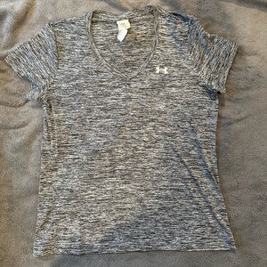 Women’s Under Armour Heat Gear athletic top